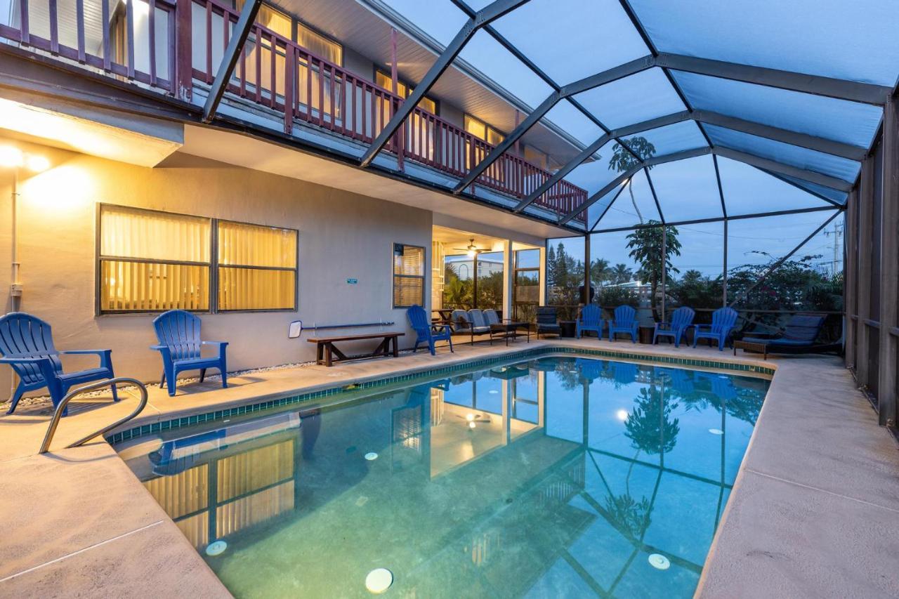 Perfect Beach Getaway For 6-10 Satellite Beach Exterior photo